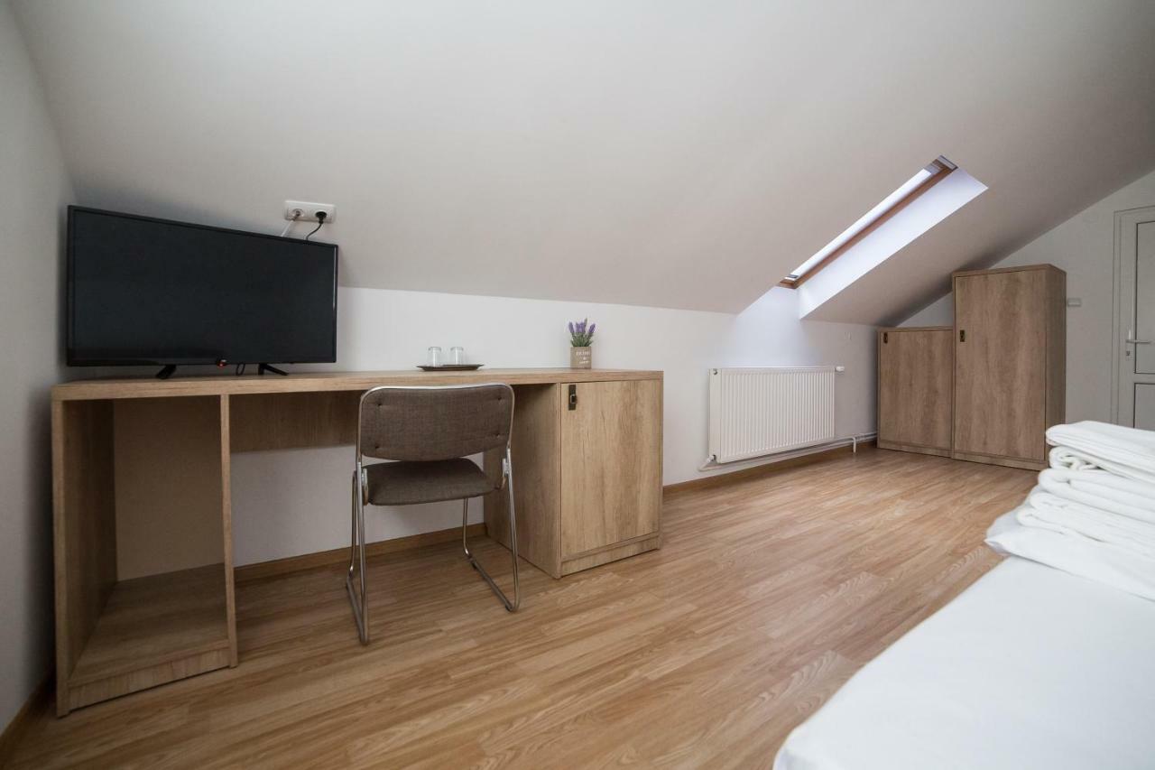 Hotel Casa Burduhos Kimpulung Mołdawski Zewnętrze zdjęcie