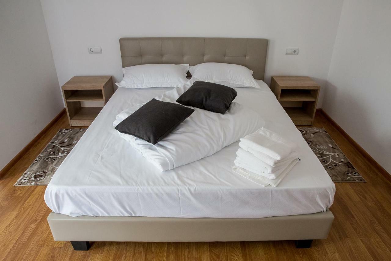 Hotel Casa Burduhos Kimpulung Mołdawski Zewnętrze zdjęcie