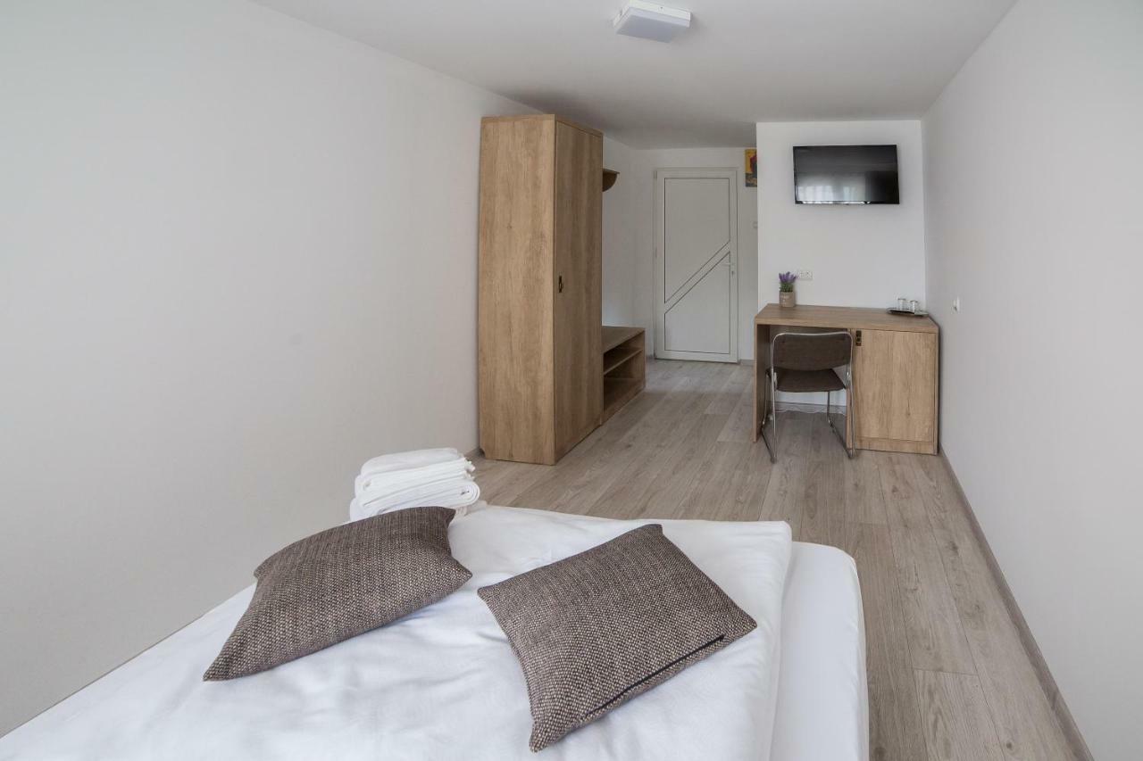 Hotel Casa Burduhos Kimpulung Mołdawski Zewnętrze zdjęcie