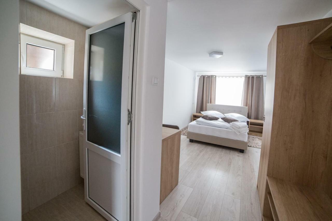 Hotel Casa Burduhos Kimpulung Mołdawski Zewnętrze zdjęcie