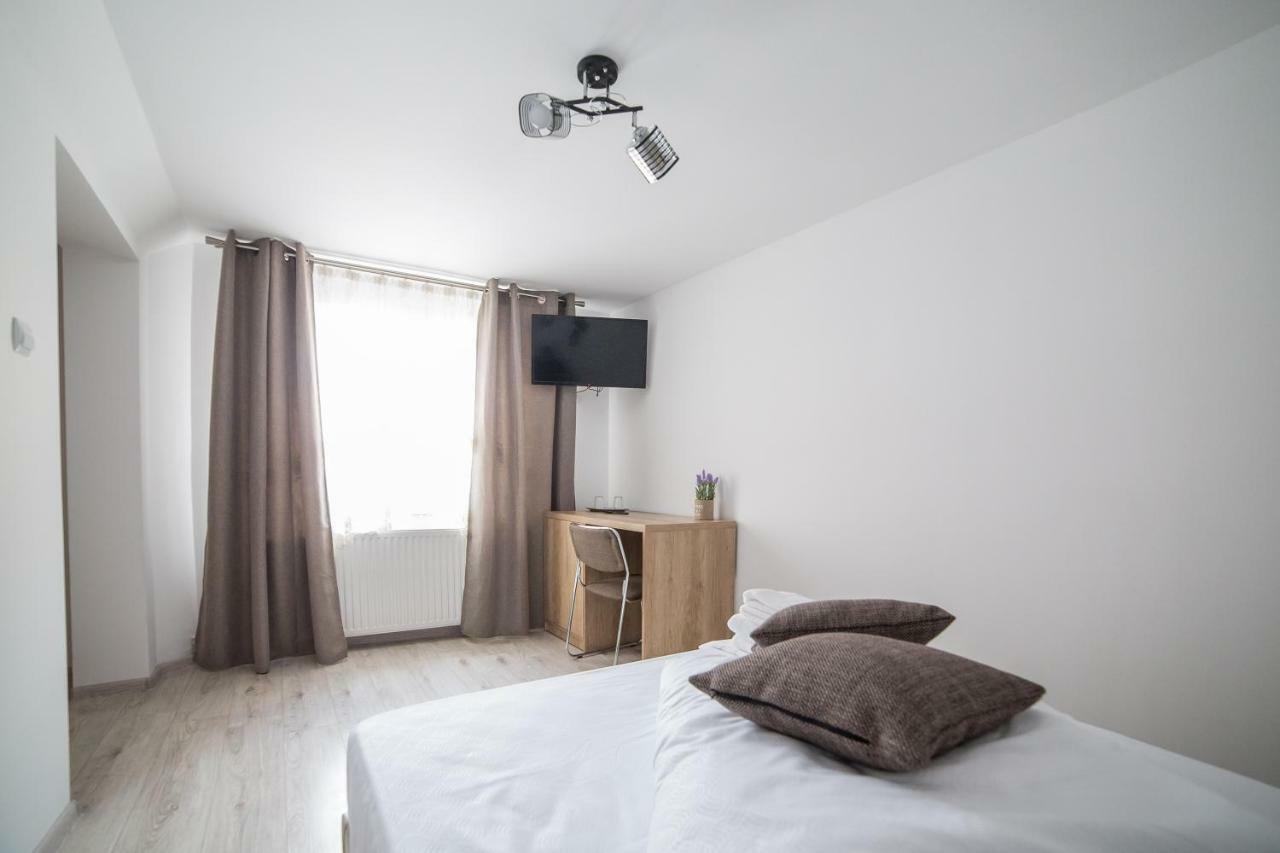 Hotel Casa Burduhos Kimpulung Mołdawski Zewnętrze zdjęcie
